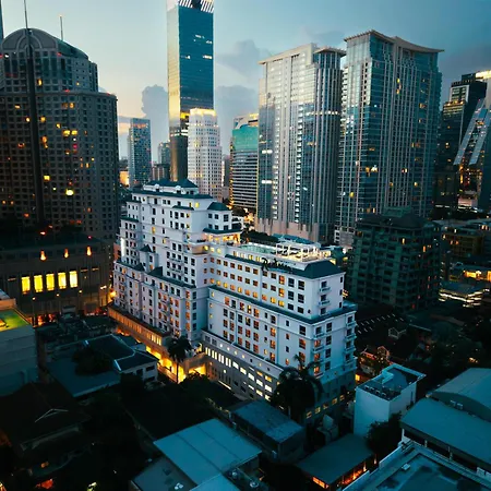 Radisson Hotel Chateau de Bangkok