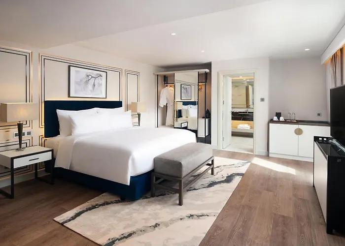 Radisson Chateau De 4*