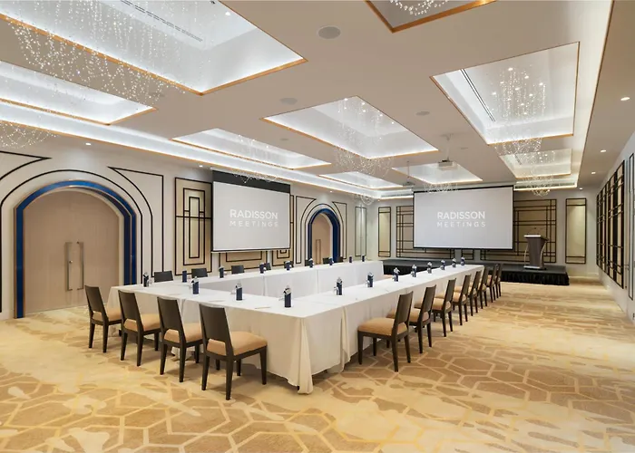 Radisson Chateau De Hotel