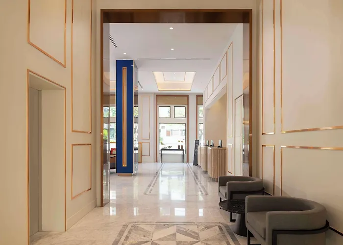Radisson Chateau De 酒店